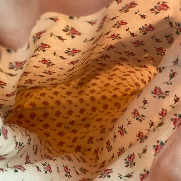 Gucci Beauty Drawstring Pouch - Picture 8 of 12